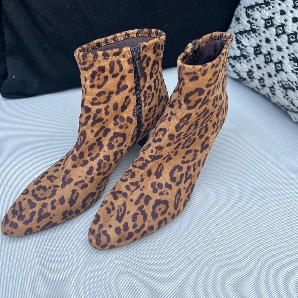 Women’s cheetah print ankle booties